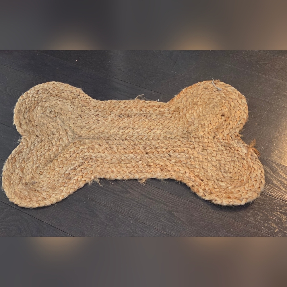 Natural Woven Dog Bone Mat
